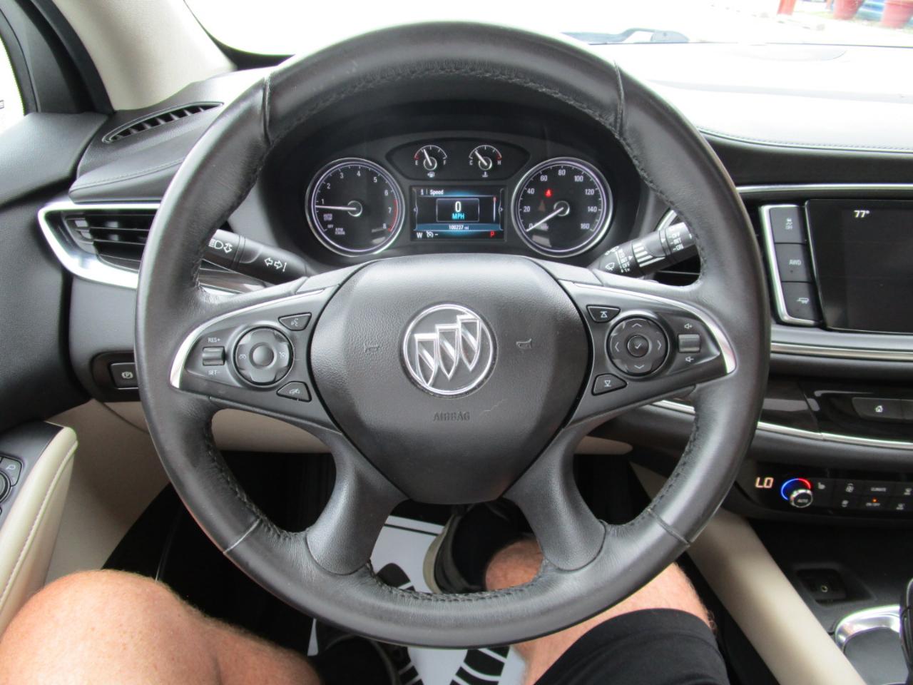 Buick Enclave AWD 4dr Essence 2018