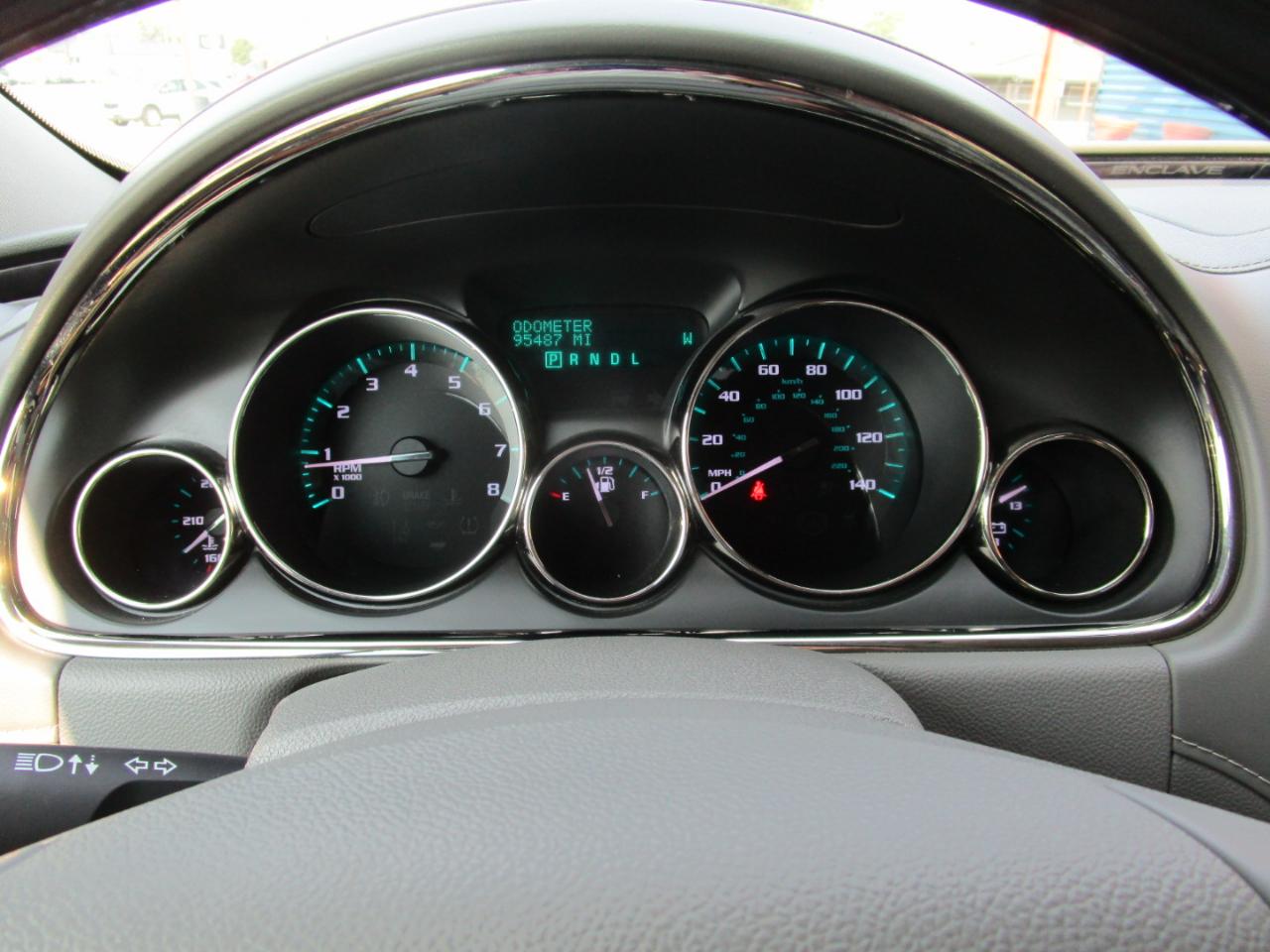 Buick Enclave FWD 4dr Leather 2017