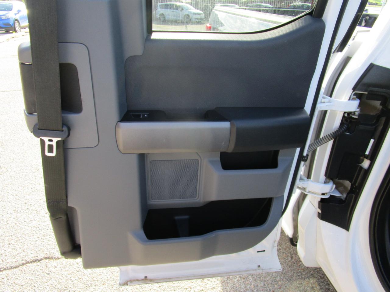 Ford F-150 Lariat 4WD SuperCab 8' Box 2022