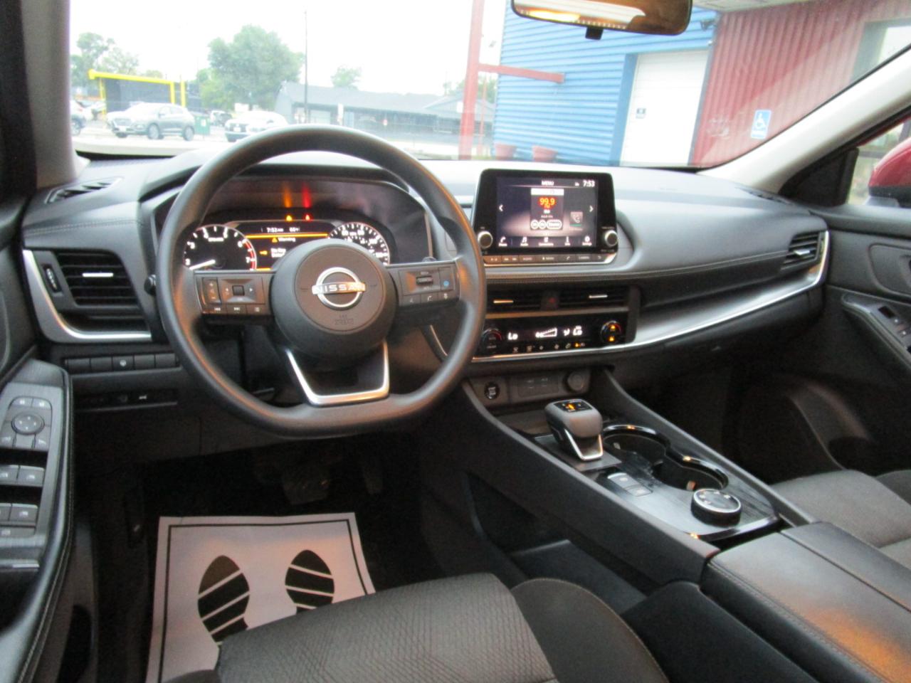 Nissan Rogue AWD SV 2024