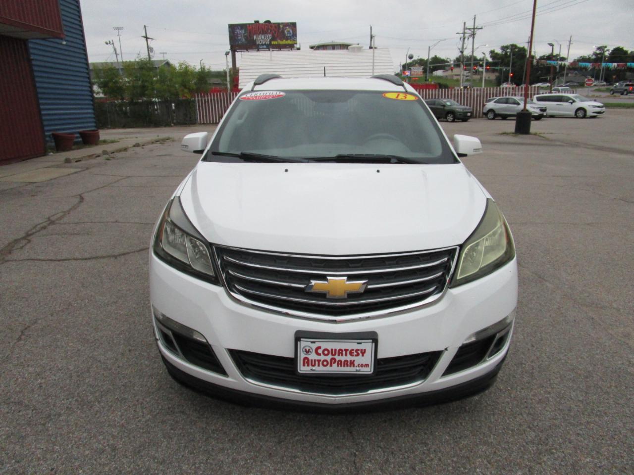 Chevrolet Traverse FWD 4dr LT w/2LT 2016