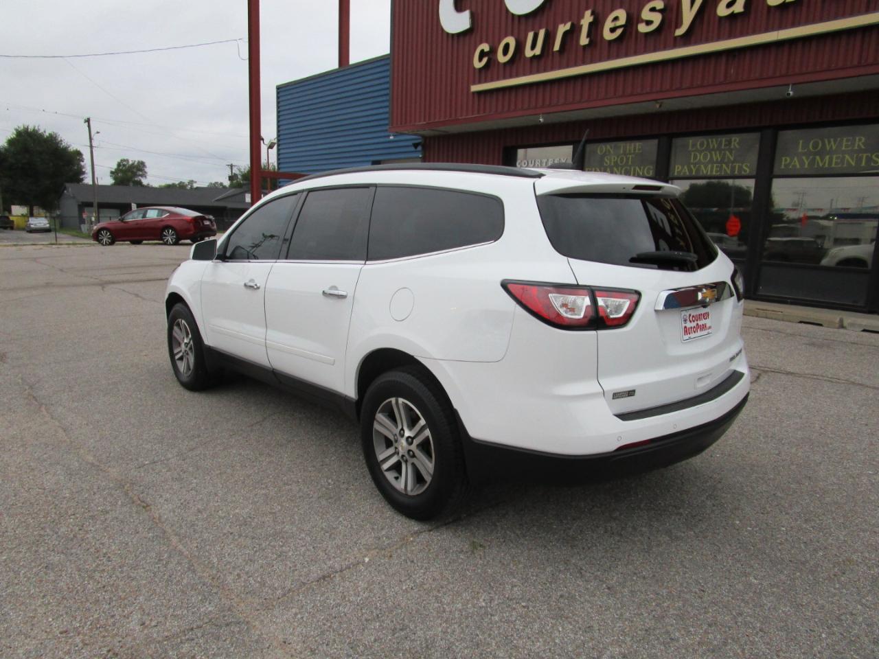 Chevrolet Traverse FWD 4dr LT w/2LT 2016