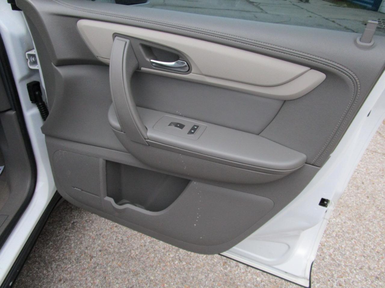 Chevrolet Traverse FWD 4dr LT w/2LT 2016