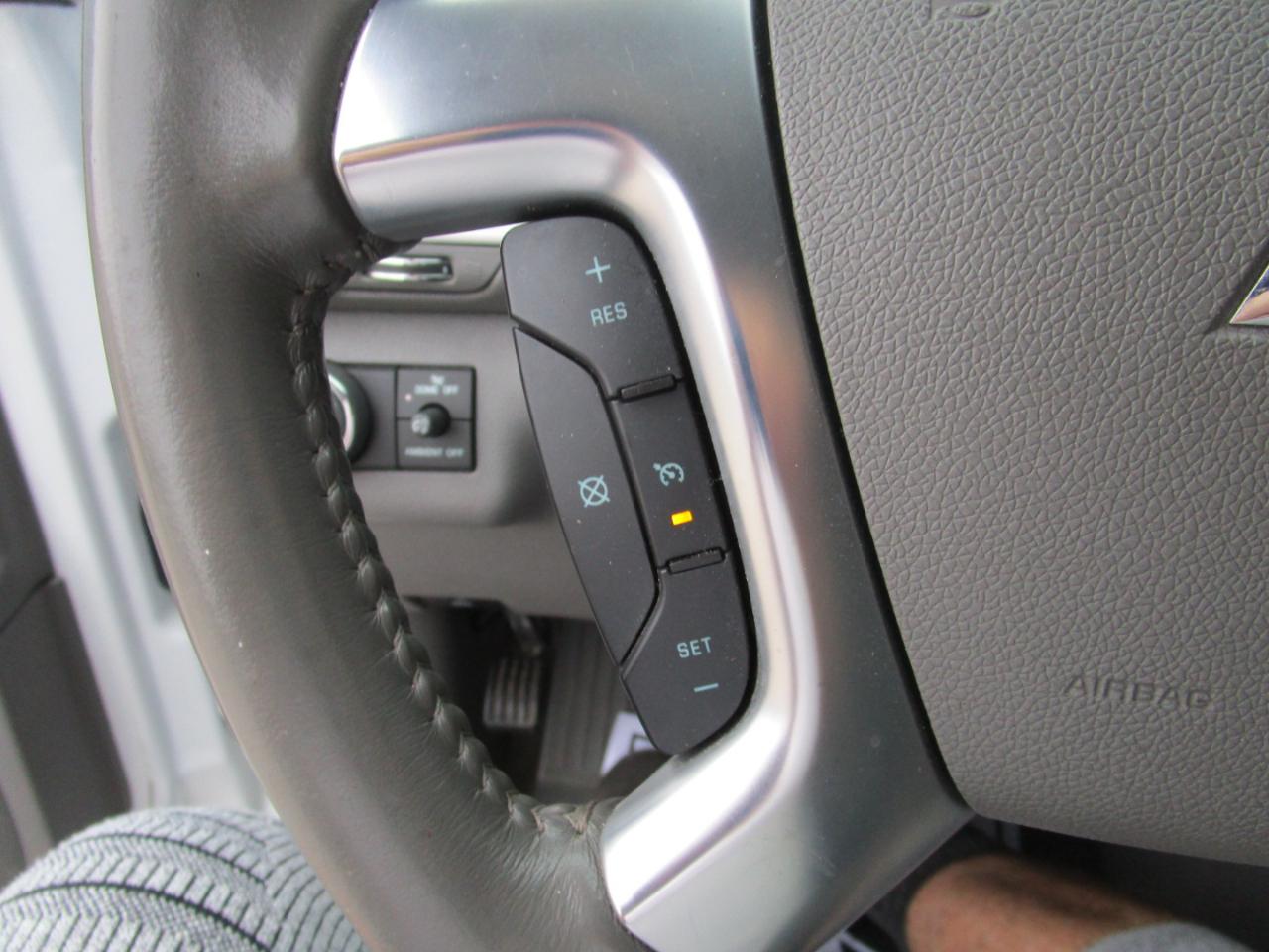 Chevrolet Traverse FWD 4dr LT w/2LT 2016