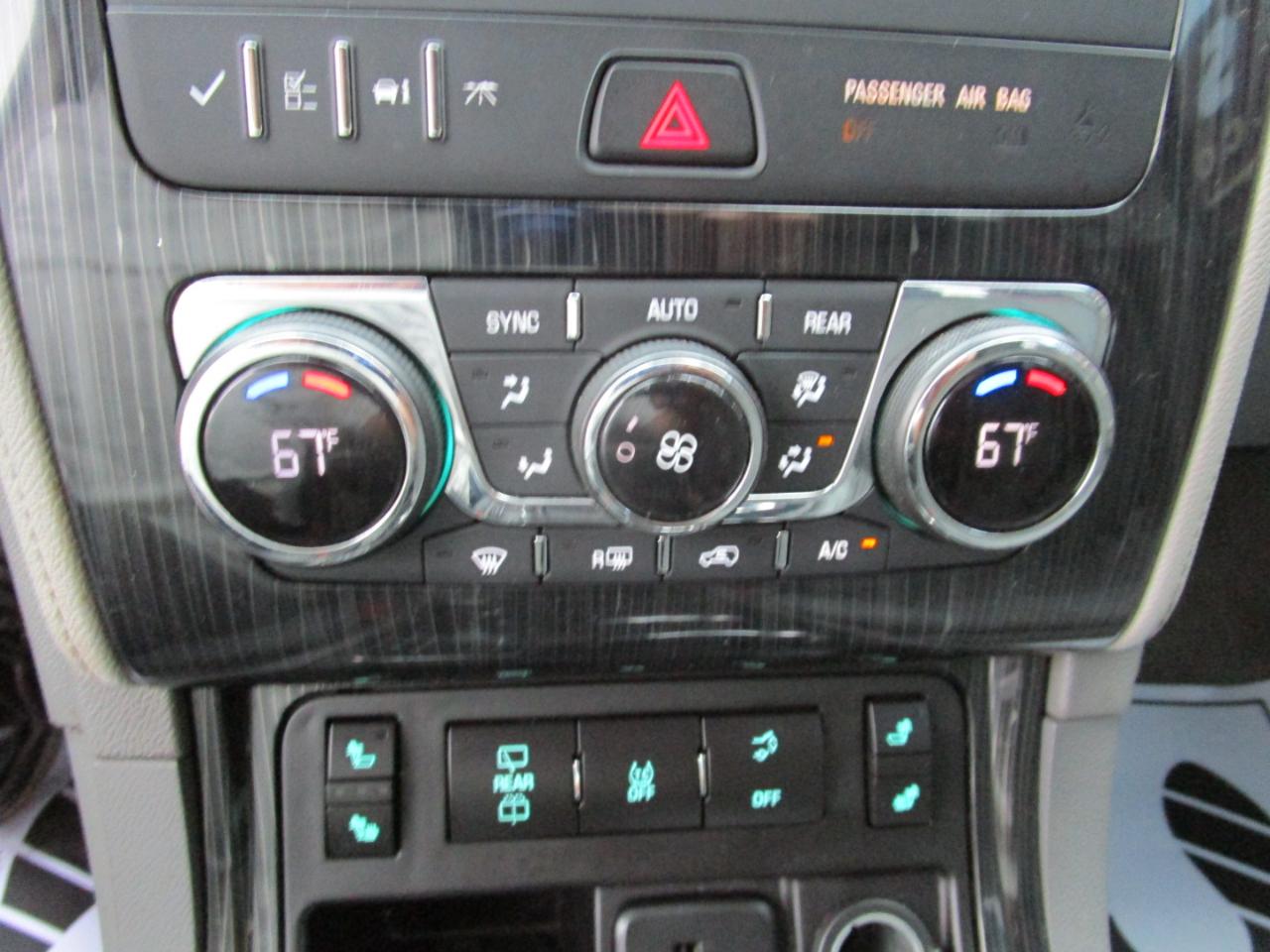 Chevrolet Traverse FWD 4dr LT w/2LT 2016