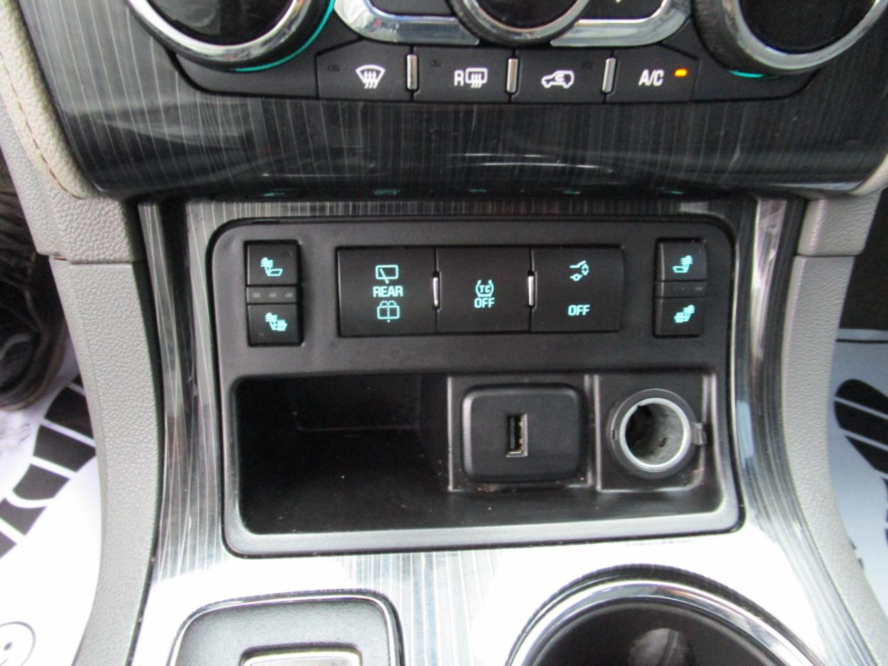 Chevrolet Traverse FWD 4dr LT w/2LT 2016