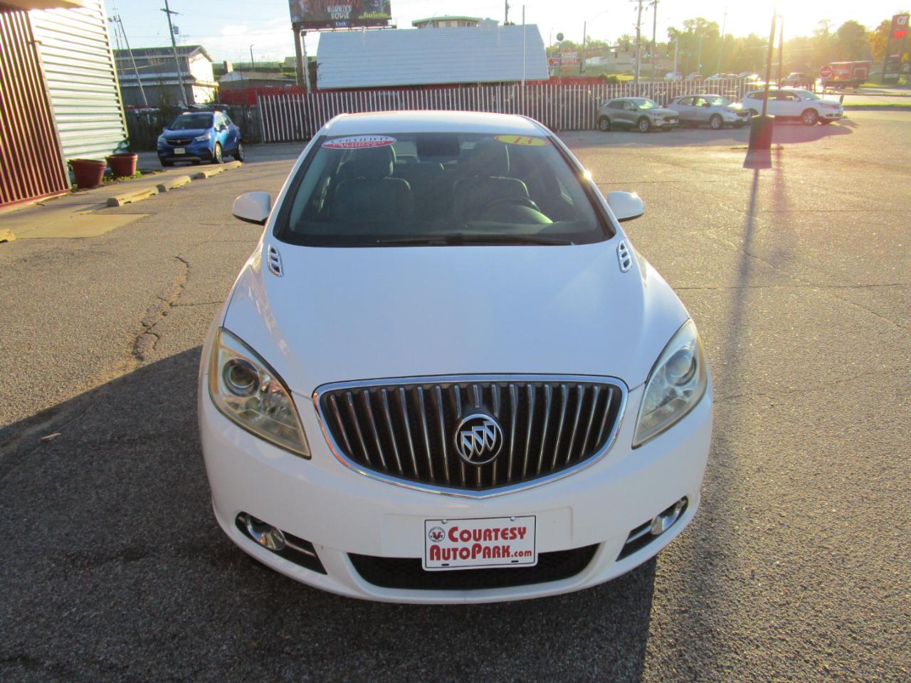 Buick Verano 4dr Sdn 2013
