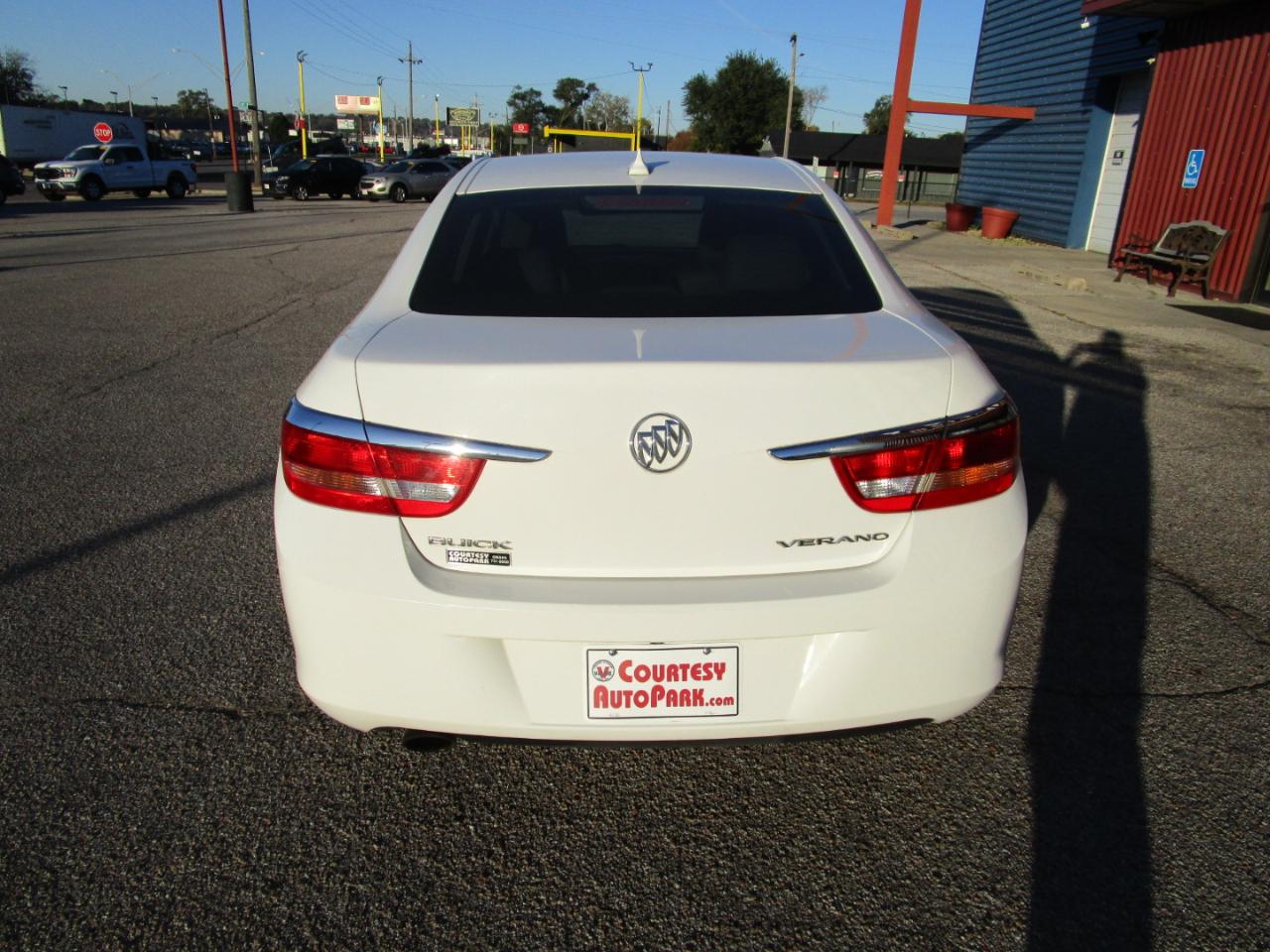 Buick Verano 4dr Sdn 2013
