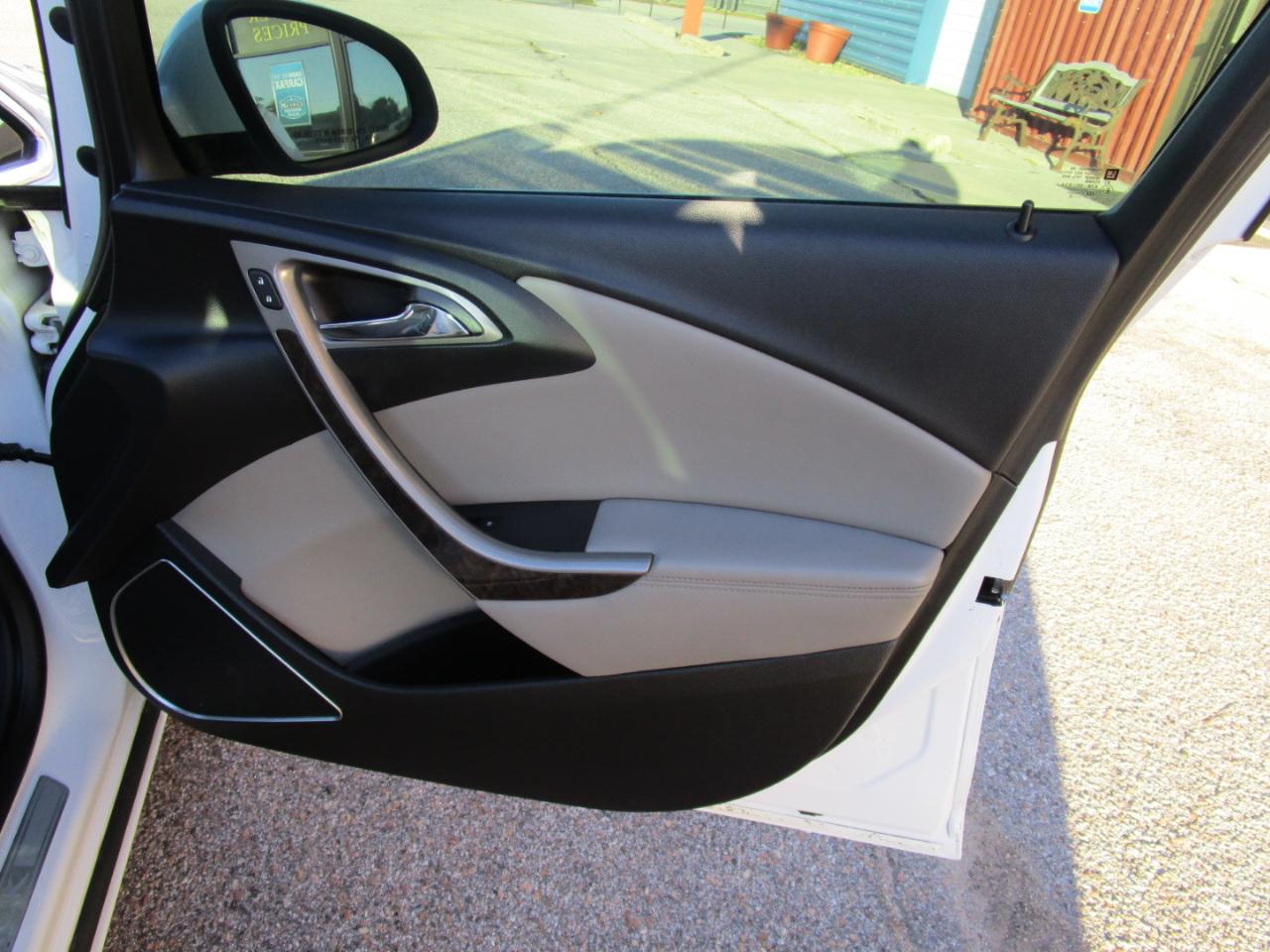 Buick Verano 4dr Sdn 2013
