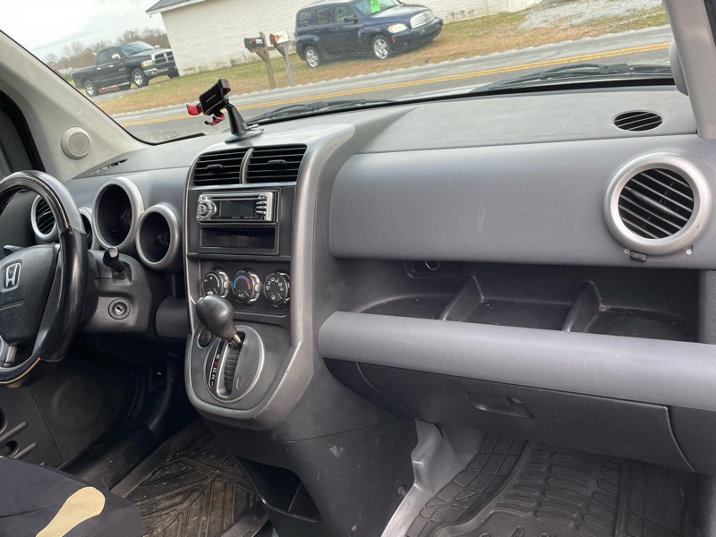 Honda Element DX 2WD AT 2003