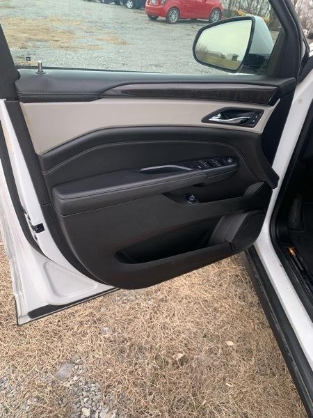 Cadillac SRX Luxury Collection FWD 2014