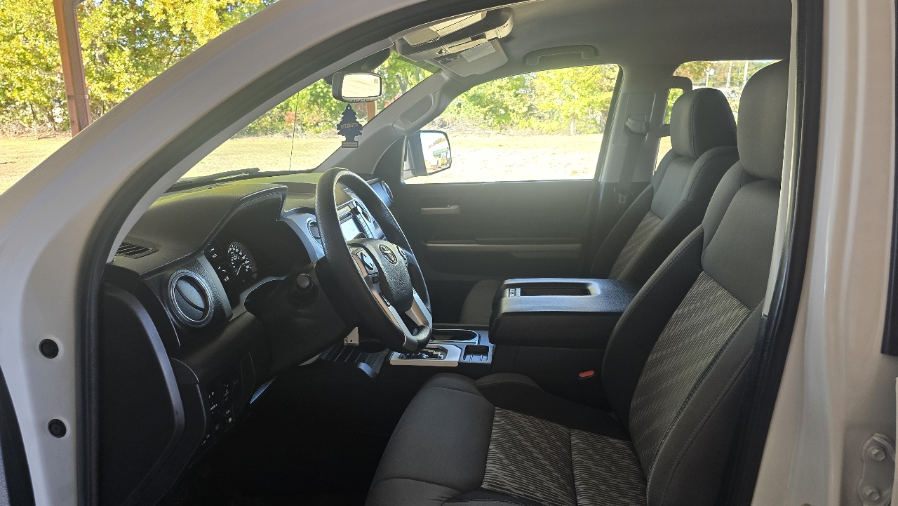 Toyota Tundra 4WD 1794 Edition CrewMax 5.5' Bed 5.7L FFV (Natl) 2018