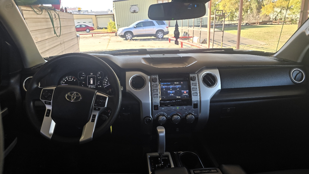 Toyota Tundra 4WD 1794 Edition CrewMax 5.5' Bed 5.7L FFV (Natl) 2018