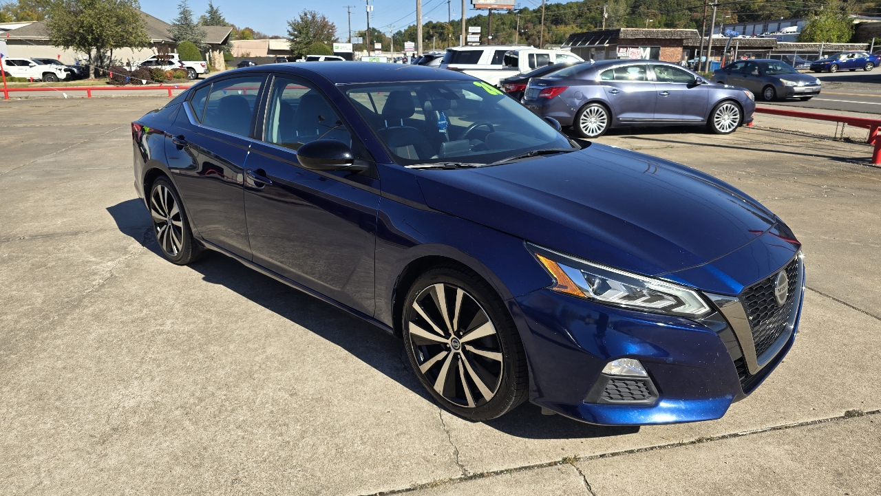 Nissan Altima 2.5 SR Sedan 2020