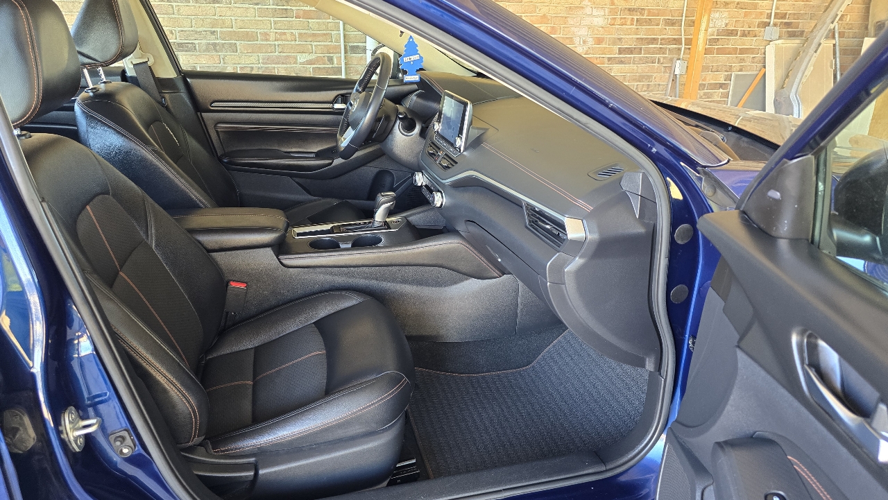 Nissan Altima 2.5 SR Sedan 2020