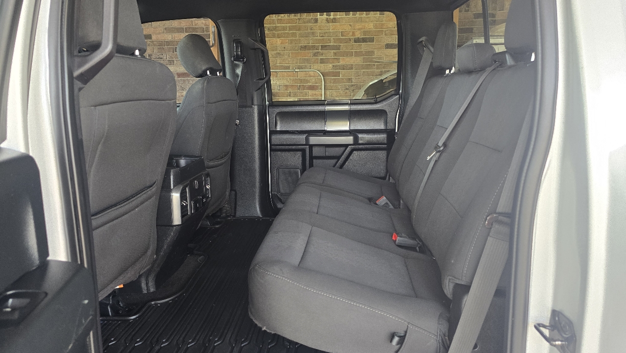 Ford F-150 4WD SuperCrew 145" XLT 2019