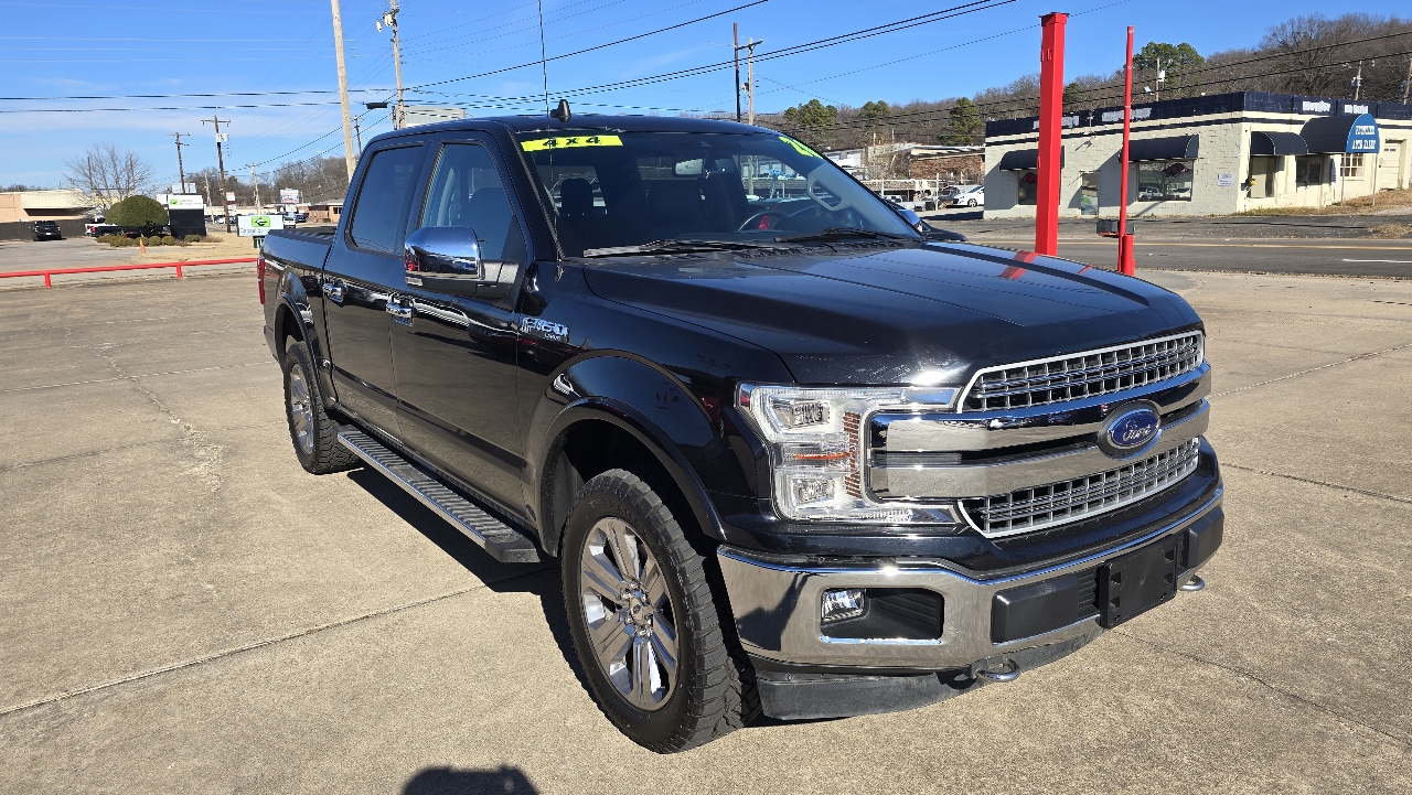 Ford F-150 4WD SuperCrew 145" Lariat 2020
