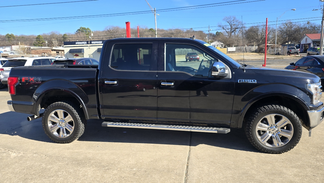 Ford F-150 4WD SuperCrew 145" Lariat 2020