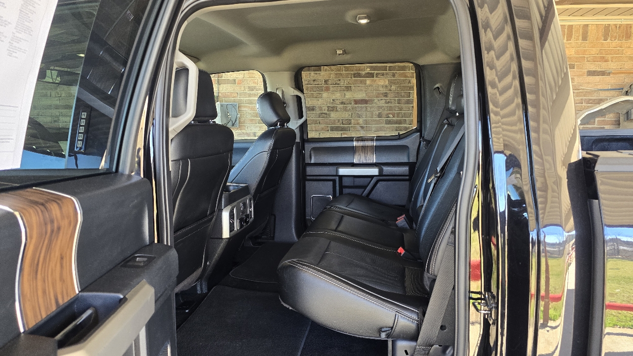 Ford F-150 4WD SuperCrew 145" Lariat 2020