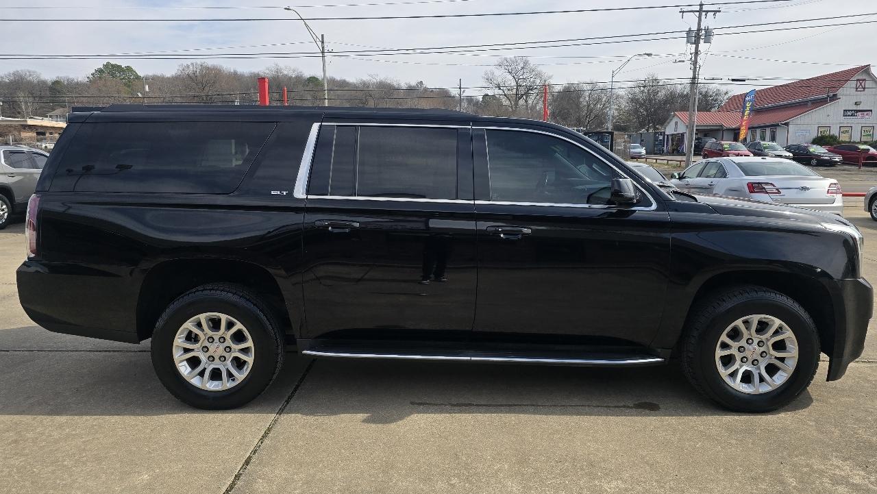 GMC Yukon XL 4WD 4dr SLT 2017