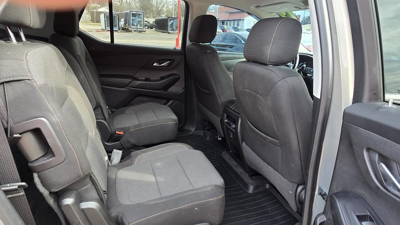 Chevrolet Traverse FWD 4dr LT Cloth w/1LT 2019