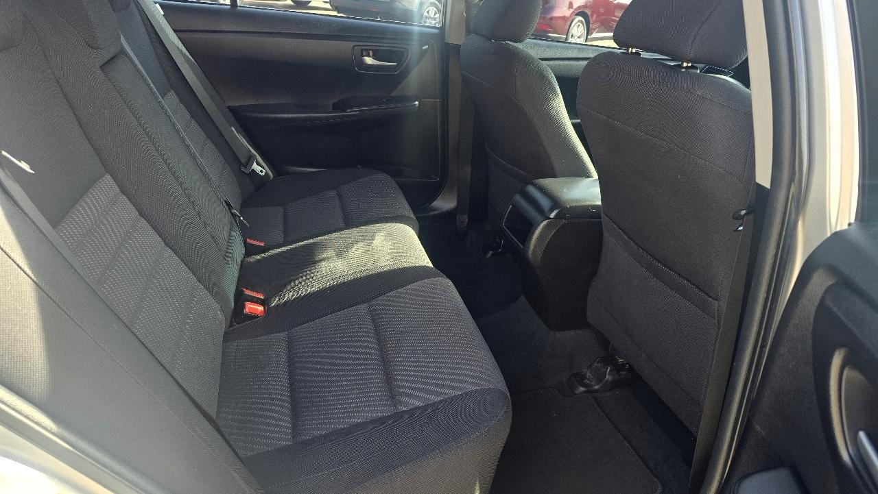 Toyota Camry 4dr Sdn I4 Auto SE w/Special Edition Pkg (Natl) 2016