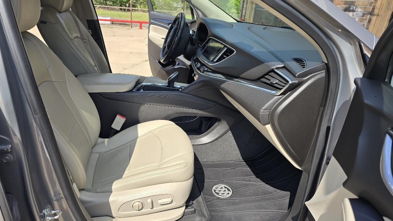 Buick Enclave FWD 4dr Essence 2019