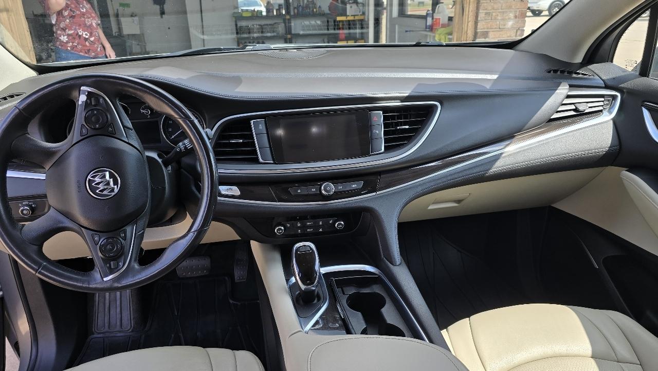 Buick Enclave FWD 4dr Essence 2019