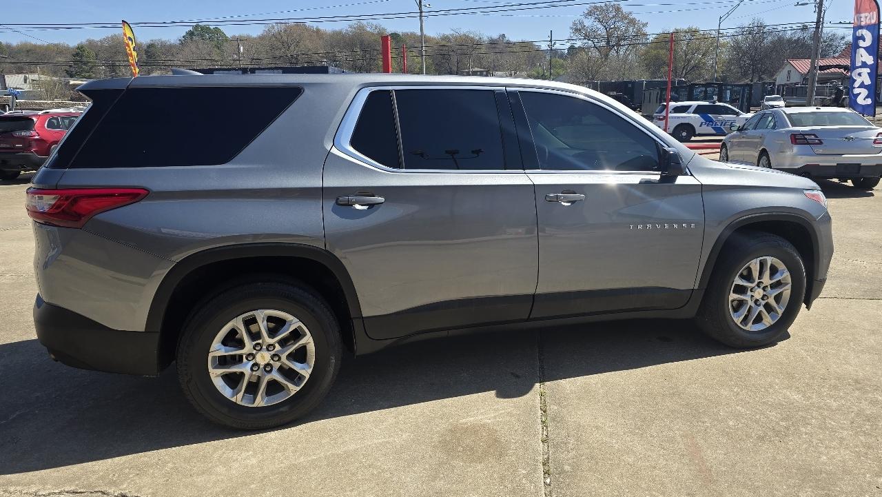 Chevrolet Traverse FWD 4dr LS w/1LS 2021