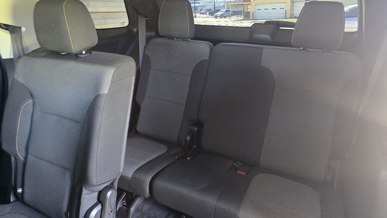 Chevrolet Traverse FWD 4dr LS w/1LS 2021