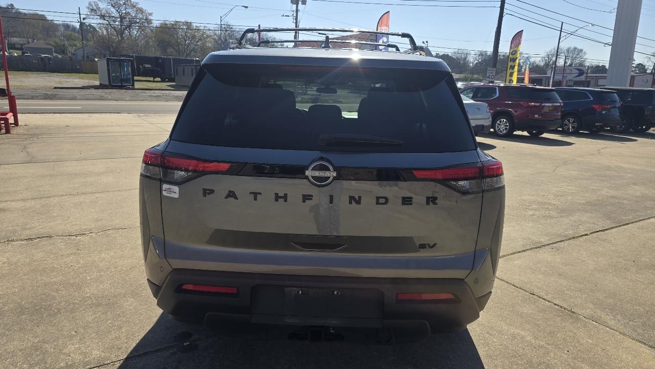 Nissan Pathfinder SV 2WD 2023