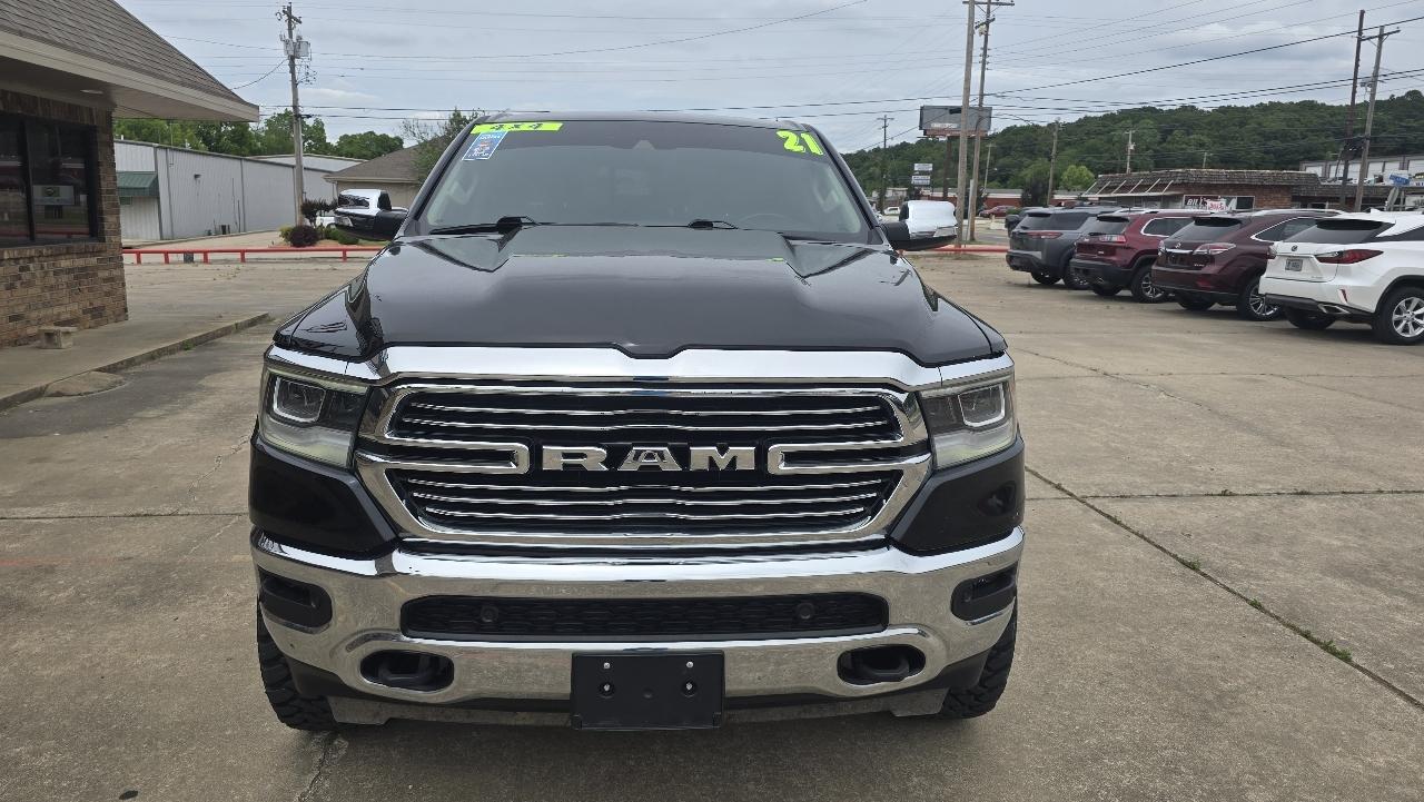 RAM 1500 Laramie 4x4 Crew Cab 5'7" Box 2021