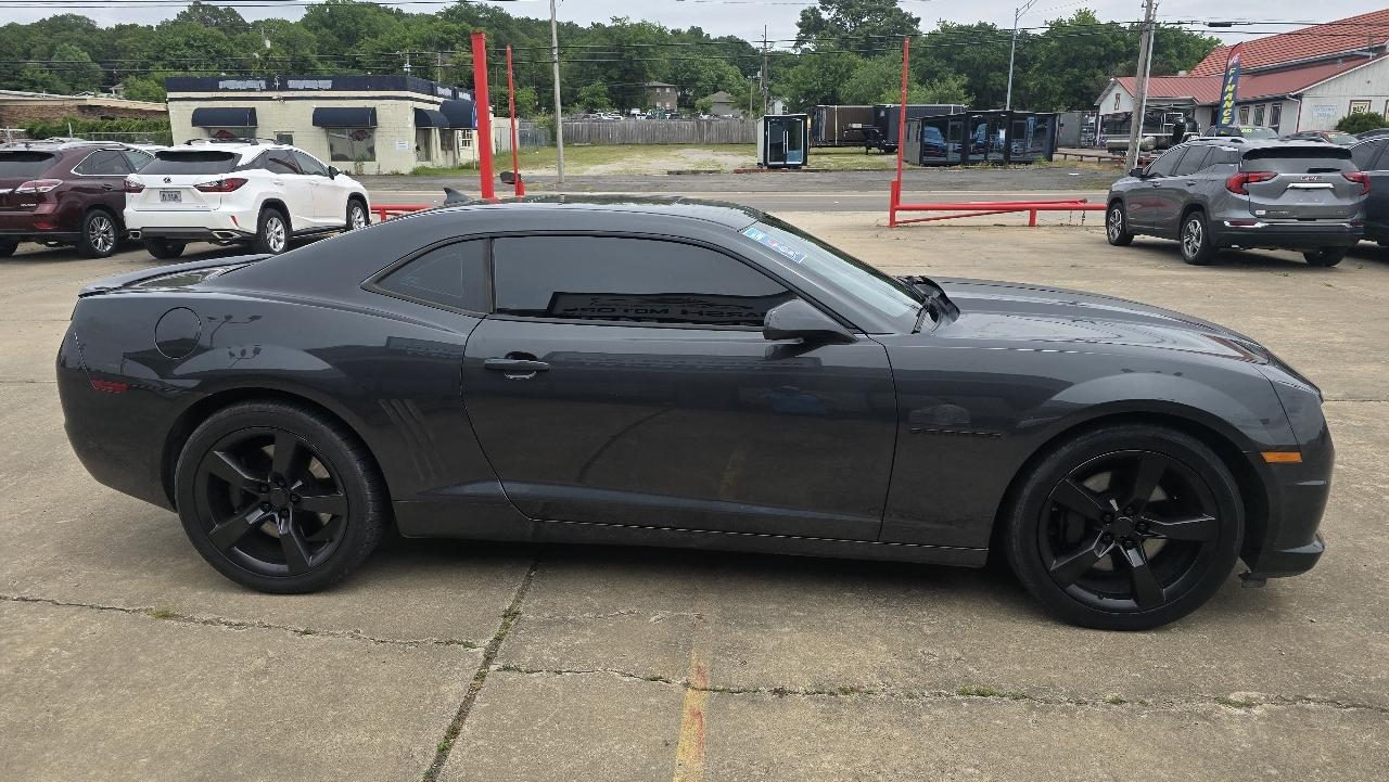 Chevrolet Camaro 2dr Cpe 2SS 2012