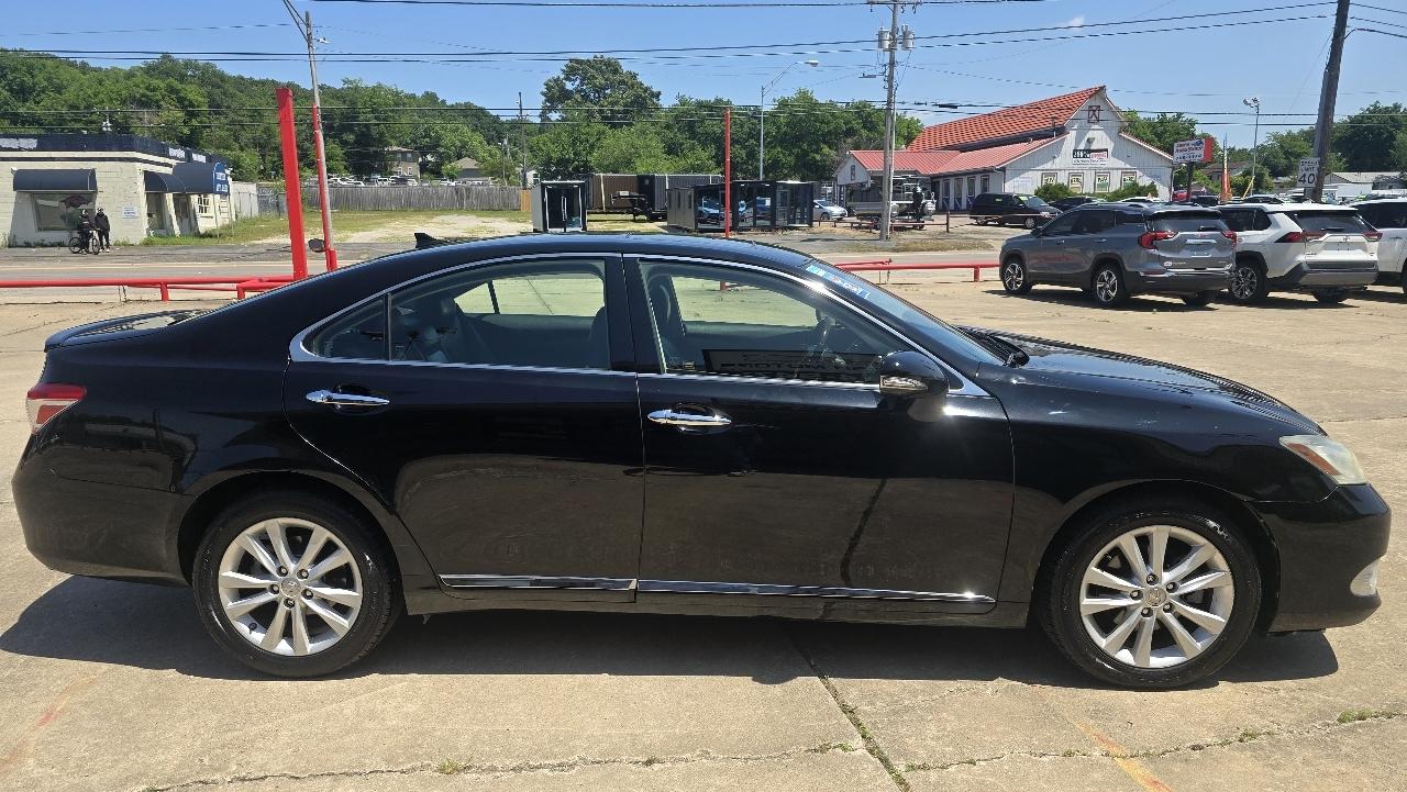Lexus ES 350 4dr Sdn 2011