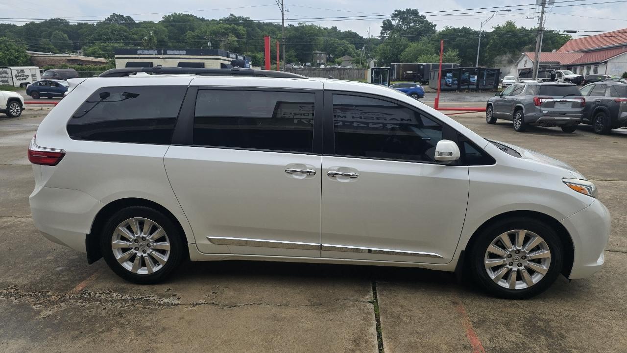 Toyota Sienna Limited FWD 7-Passenger (Natl) 2016