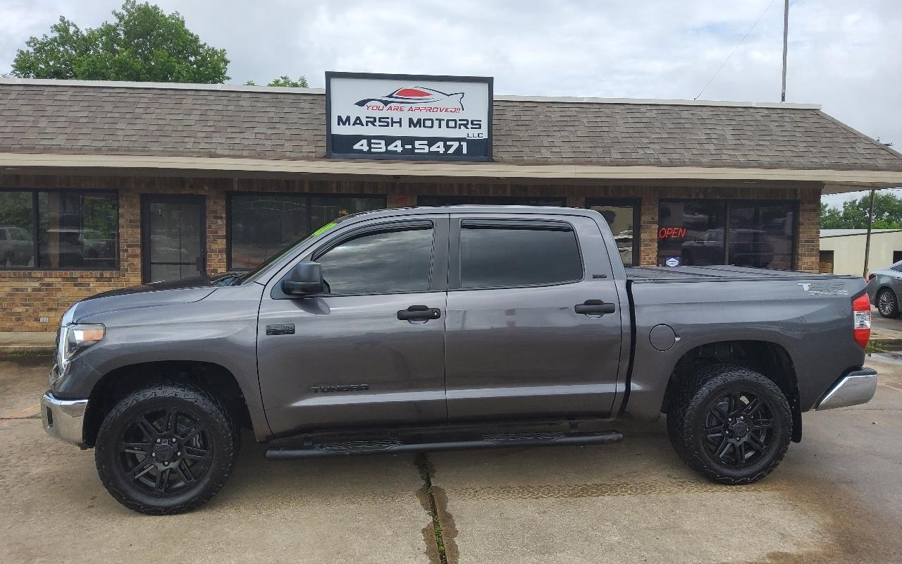 Toyota Tundra 4WD 1794 Edition CrewMax 5.5' Bed 5.7L FFV (Natl) 2018