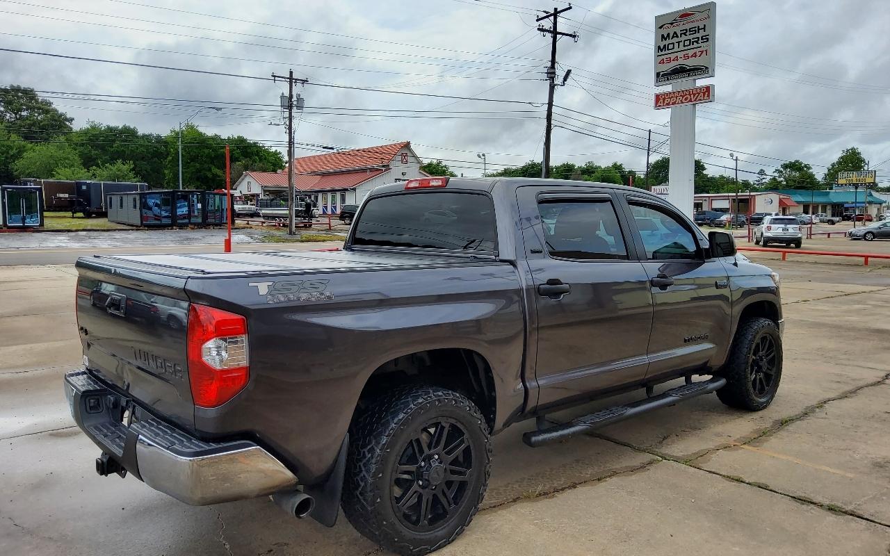 Toyota Tundra 4WD 1794 Edition CrewMax 5.5' Bed 5.7L FFV (Natl) 2018