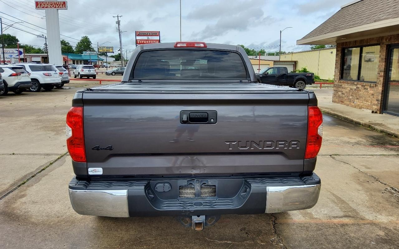 Toyota Tundra 4WD 1794 Edition CrewMax 5.5' Bed 5.7L FFV (Natl) 2018