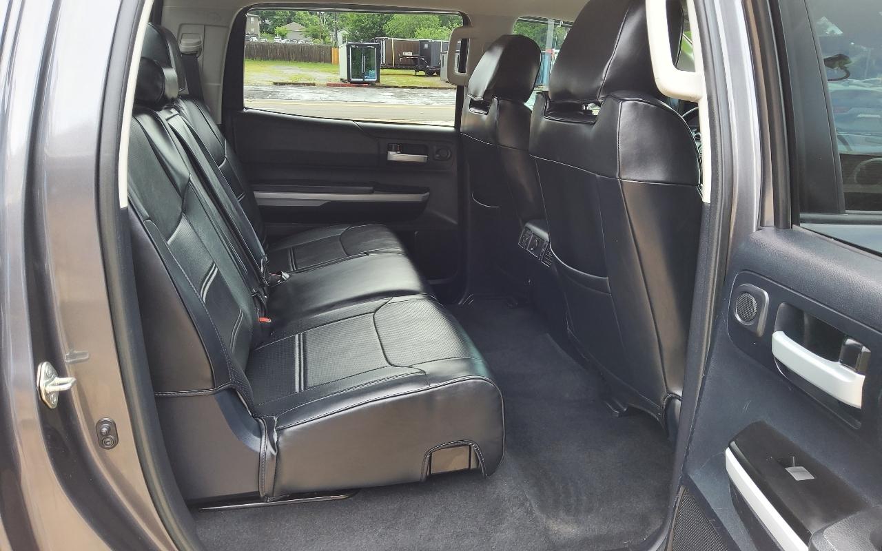 Toyota Tundra 4WD 1794 Edition CrewMax 5.5' Bed 5.7L FFV (Natl) 2018