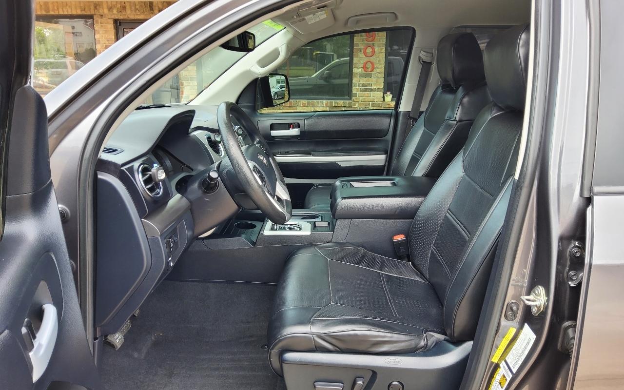 Toyota Tundra 4WD 1794 Edition CrewMax 5.5' Bed 5.7L FFV (Natl) 2018