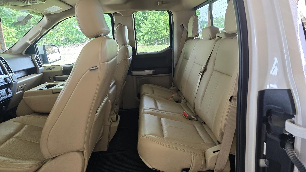 Ford F-150 4WD SuperCab 145" Lariat 2019