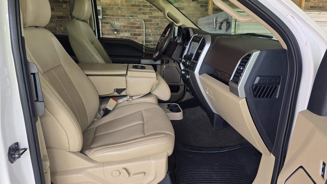Ford F-150 4WD SuperCab 145" Lariat 2019
