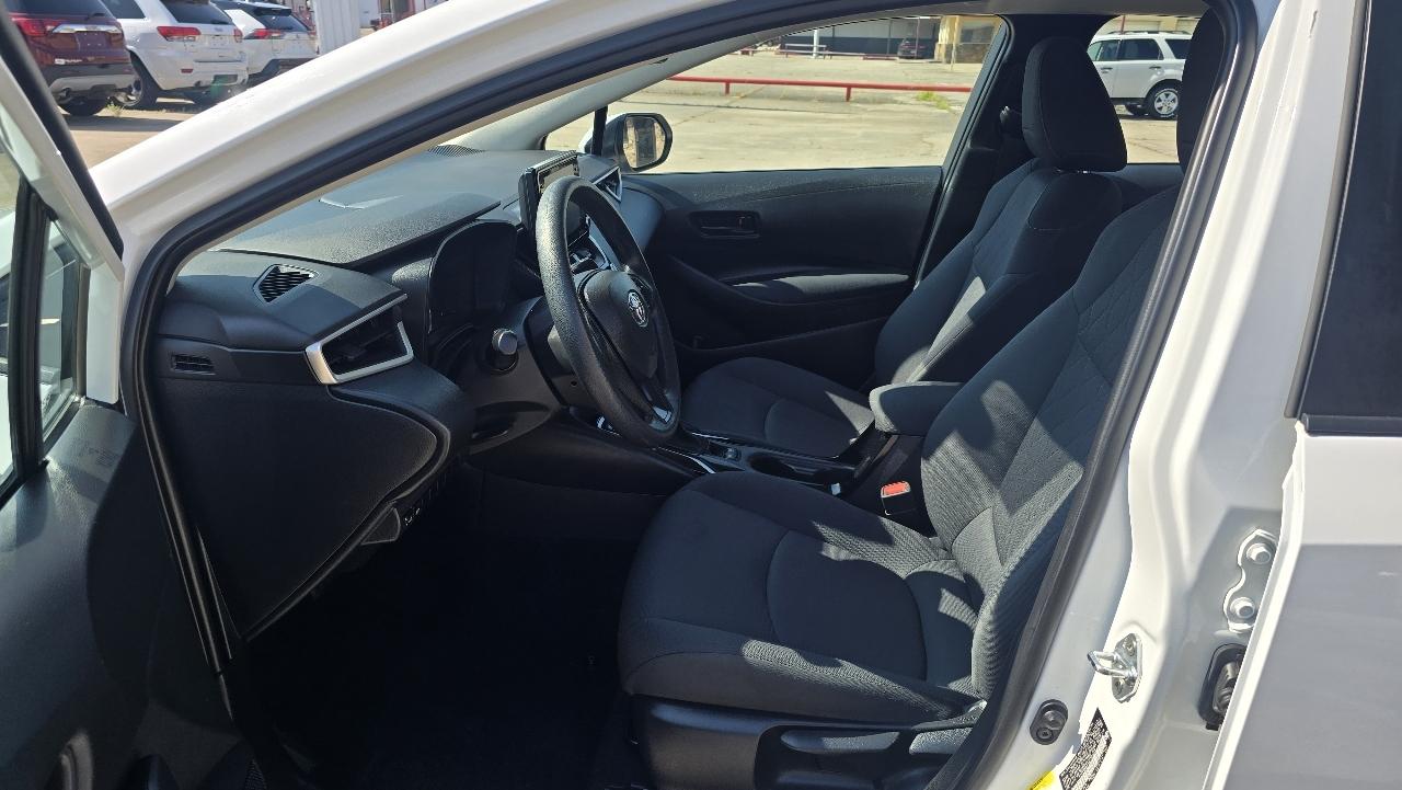 Toyota Corolla LE CVT (Natl) 2022