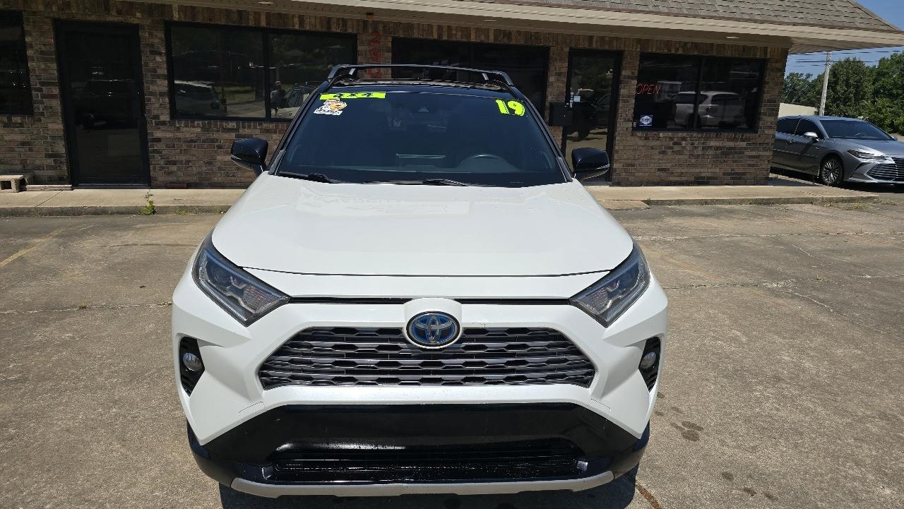 Toyota RAV4 Hybrid XSE AWD (Natl) 2019
