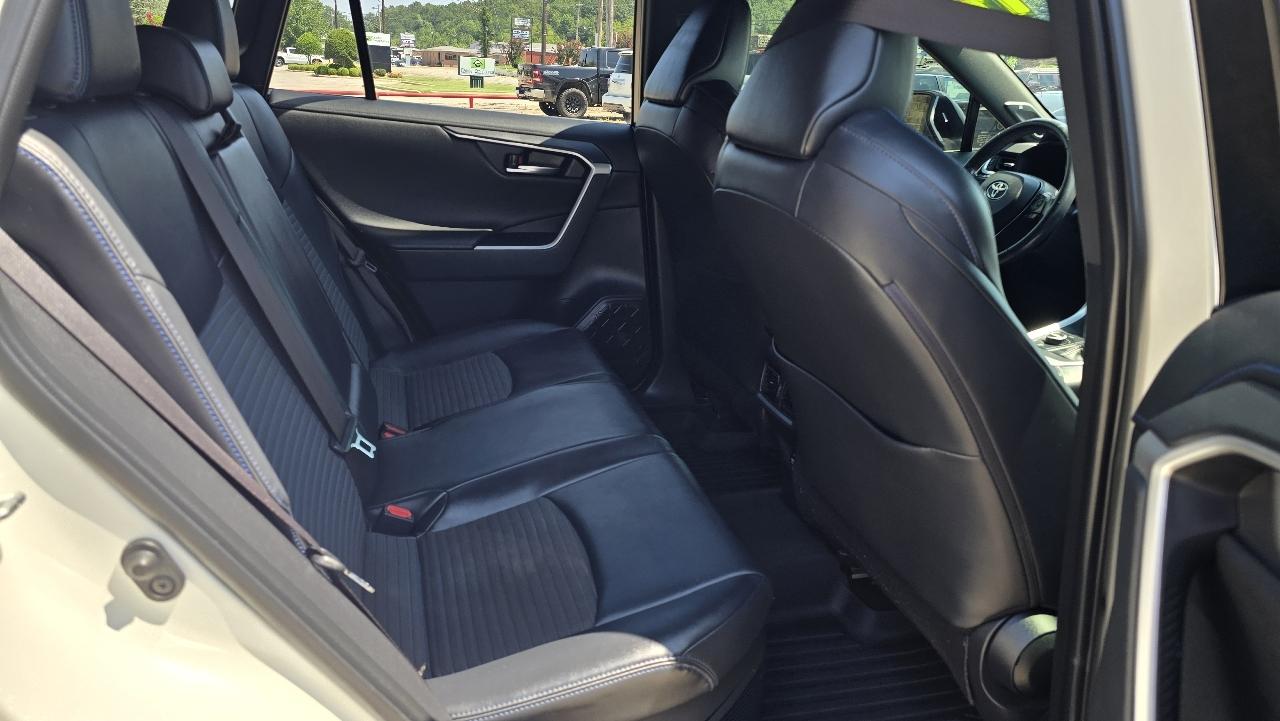 Toyota RAV4 Hybrid XSE AWD (Natl) 2019