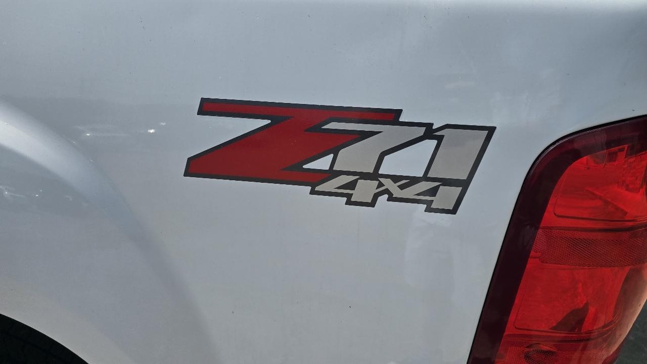 GMC Sierra 1500 4WD Crew Cab 143.5" SLE 2010