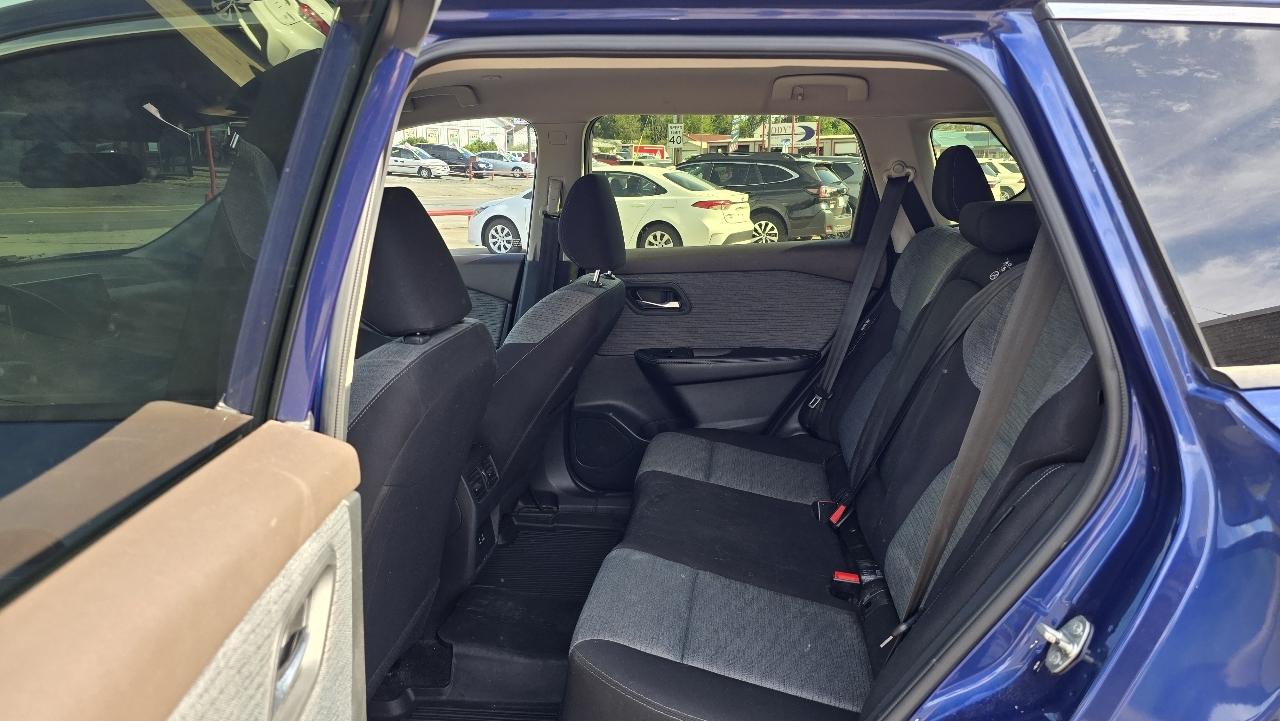 Nissan Rogue FWD SV 2023