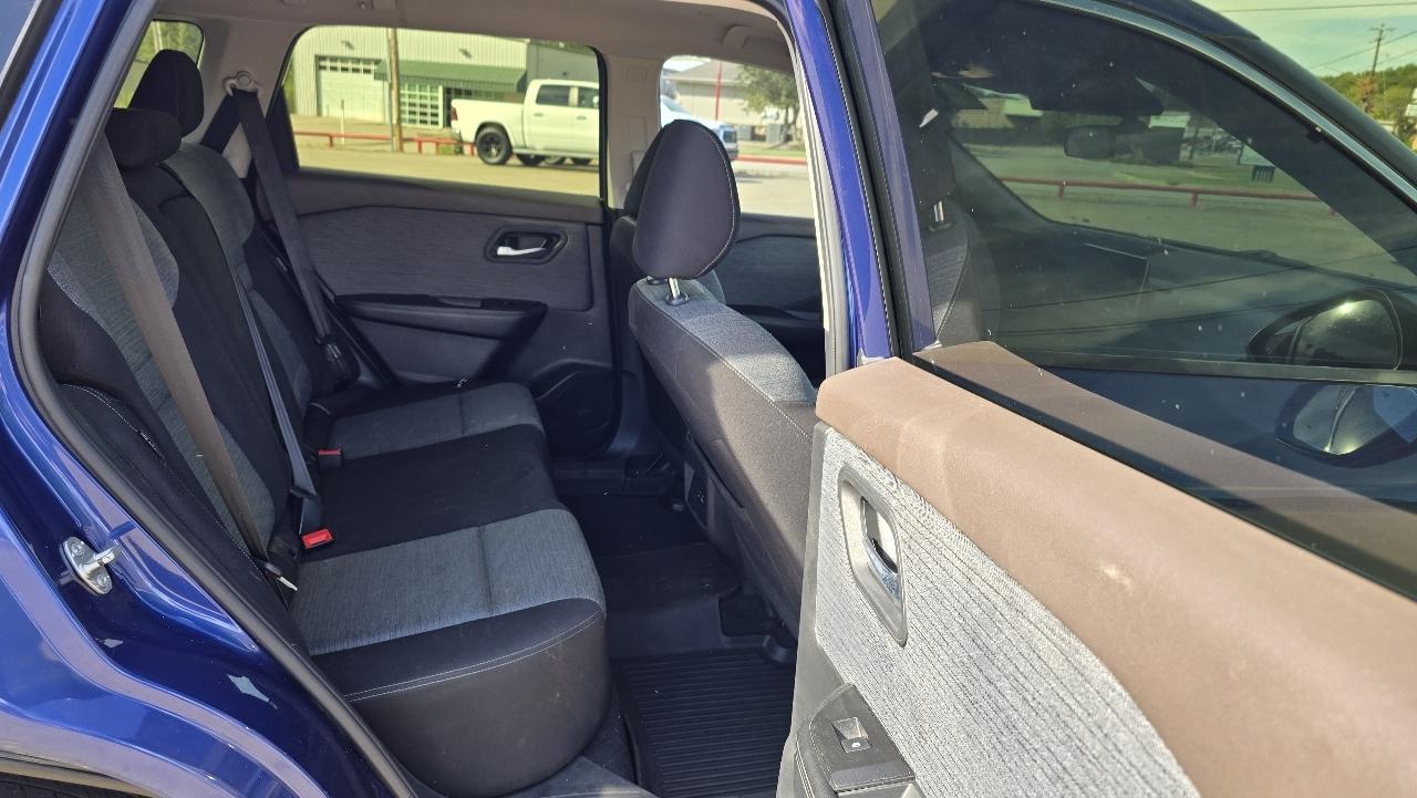 Nissan Rogue FWD SV 2023