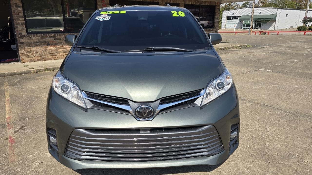 Toyota Sienna Limited Premium AWD 7-Passenger (Natl) 2020