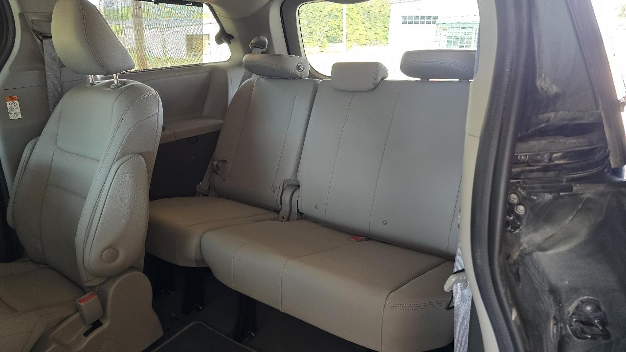 Toyota Sienna Limited Premium AWD 7-Passenger (Natl) 2020